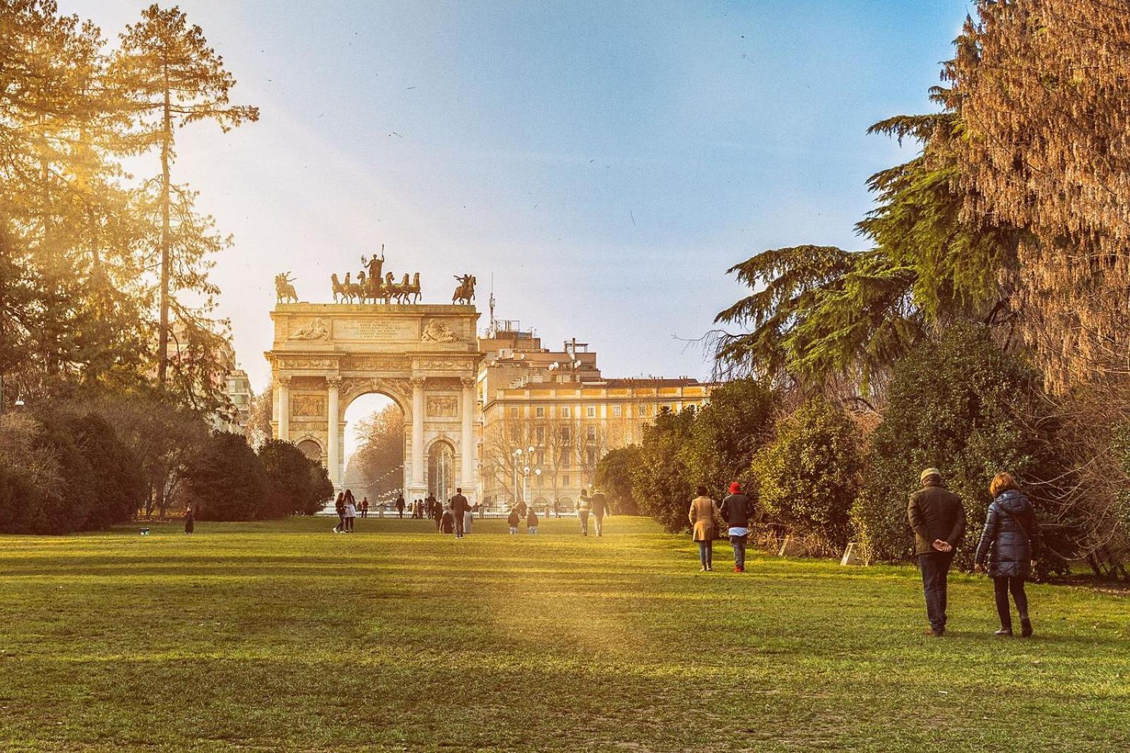 Under The Stars, City Life Milano, Corso Sempione Luaran gambar